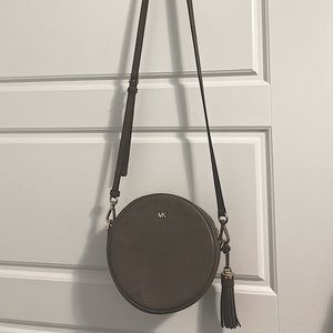 Great condition Authentic Michael Kors purse